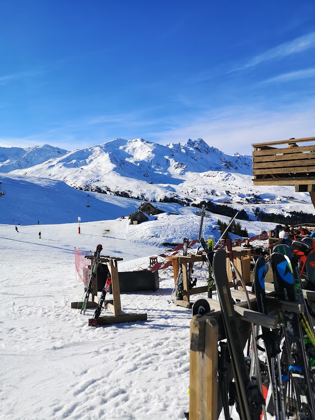 Courchevel 1650 skiing area